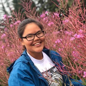 Meet your Posher, Desiree